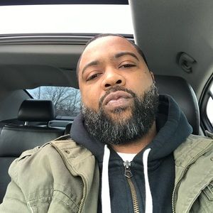 Meet your Posher, Everett